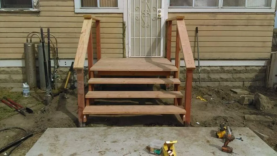 Slide of Mikes Handyman Repair