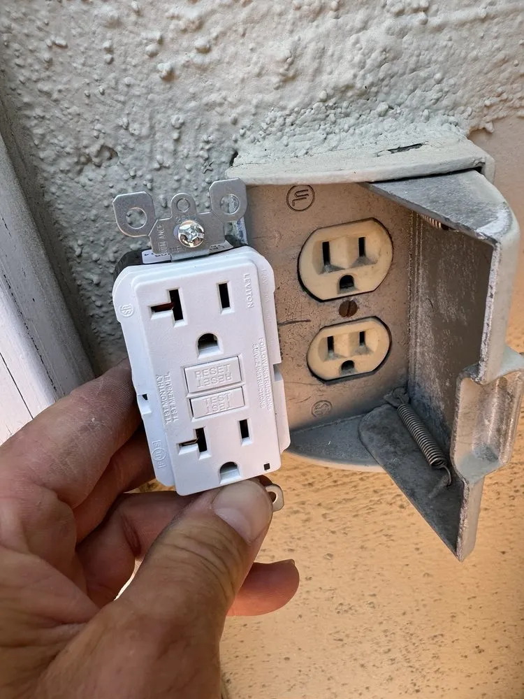 Slide of Mike's Handyman Services