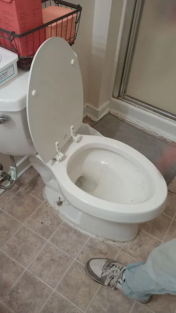 Slide of Mikes Maintenance and More