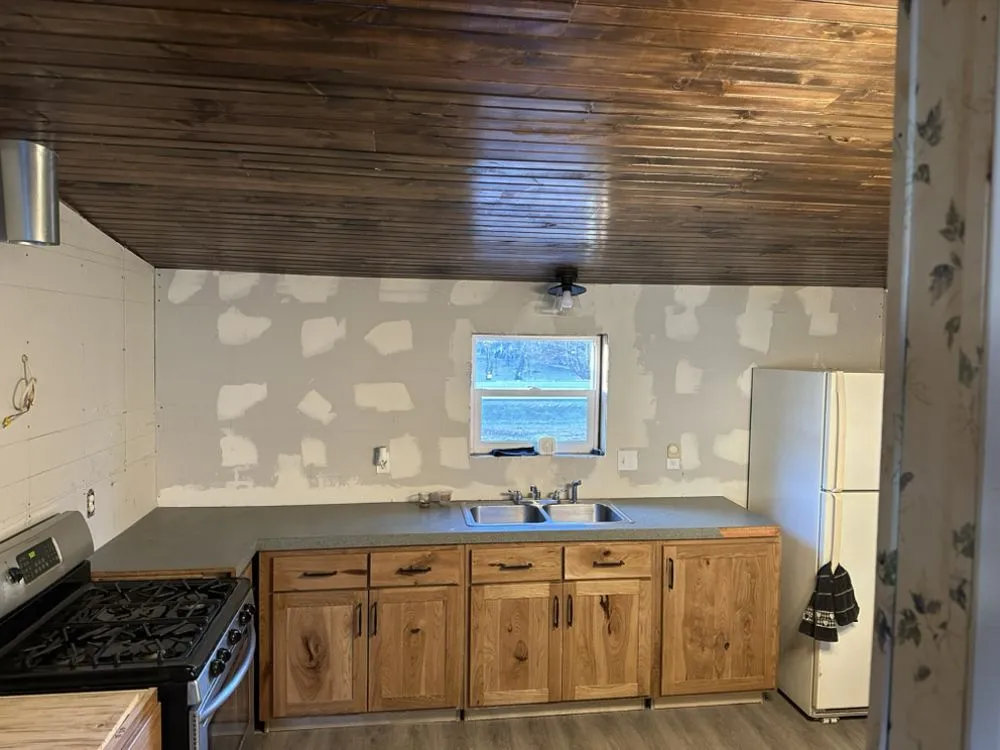 Slide of Mikes Maintenance