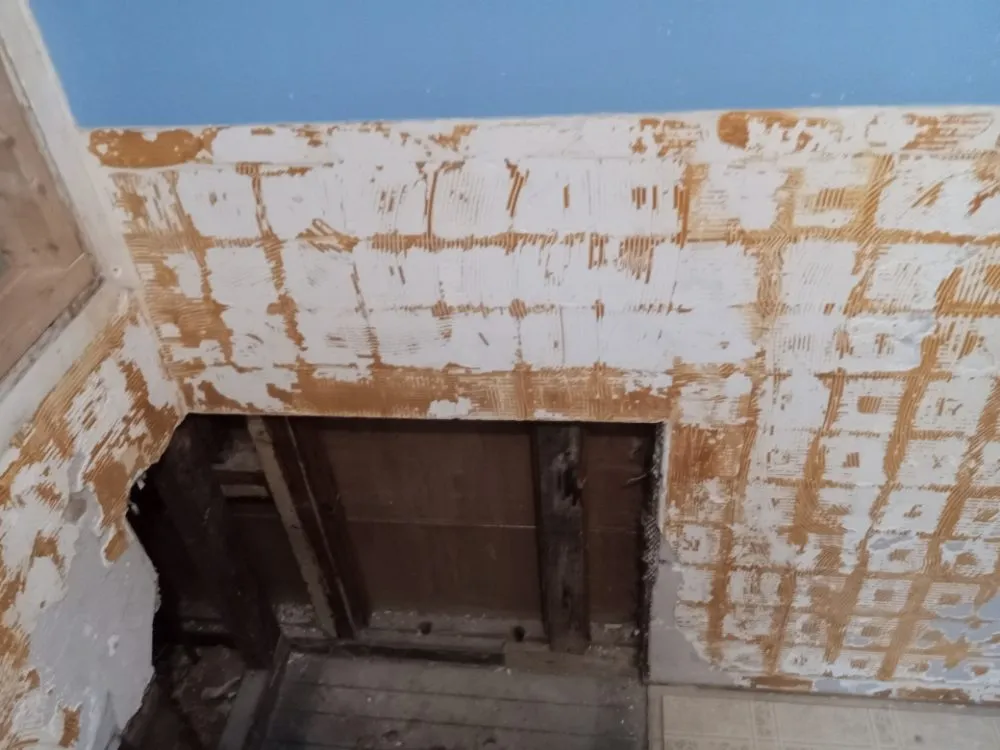 Slide of Mikes Maintenance