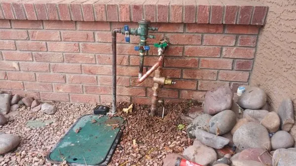 Milton's Plumbing Service Logo