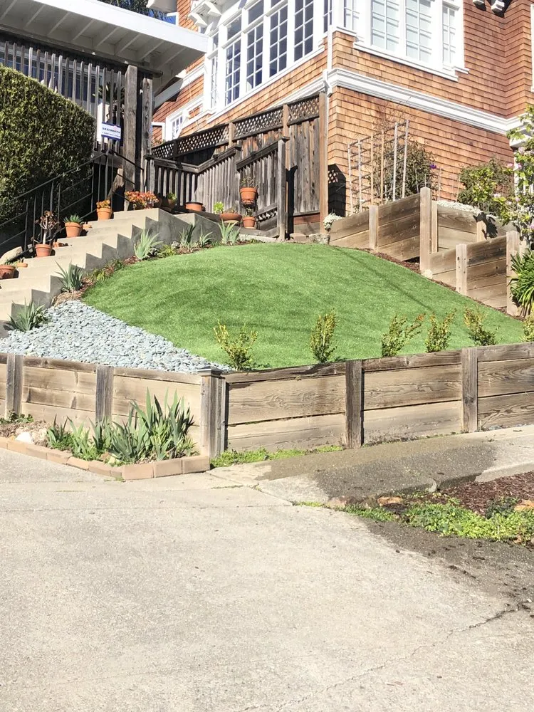 Slide of Miracle Grow Landscape