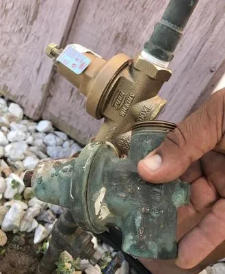 Miranda’s Attentive Rooter Service Logo