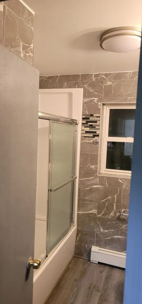 Slide of Mister Rey Electric & Plumbing services