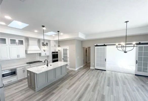 ML Construction & Design Logo