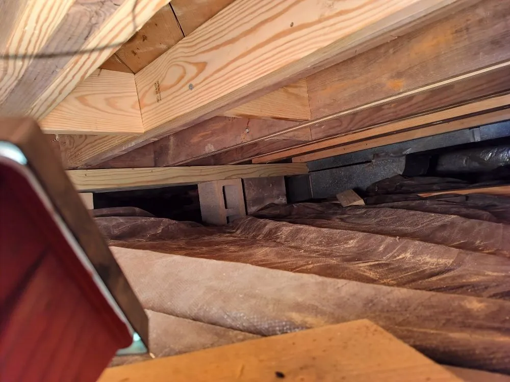 Slide of M&M Home Medics