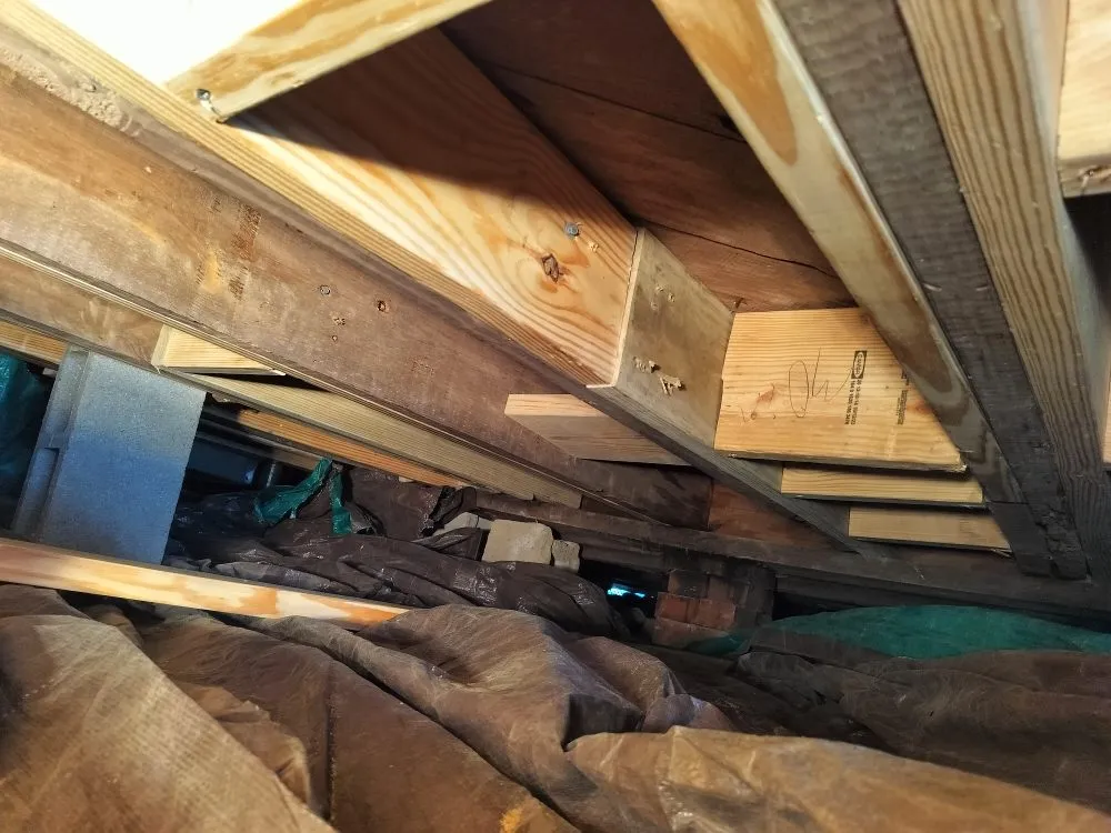 Slide of M&M Home Medics