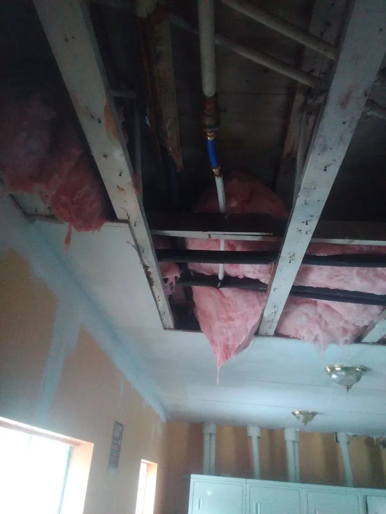 Slide of M&M Plumbing