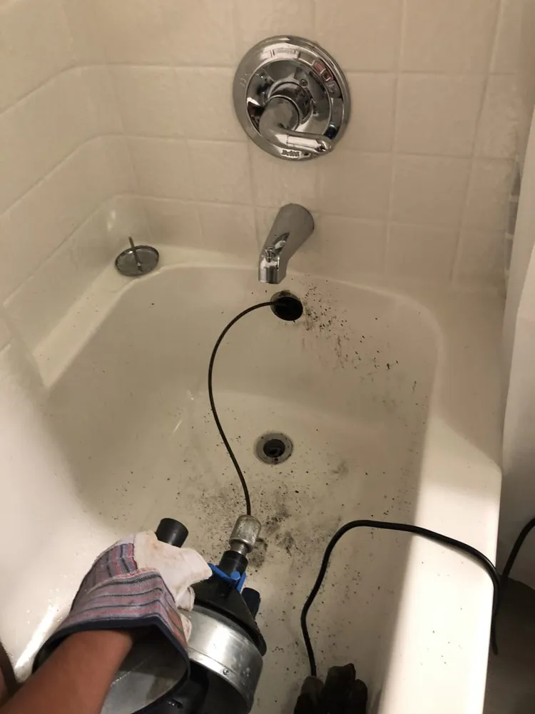 Slide of M&M Plumbing