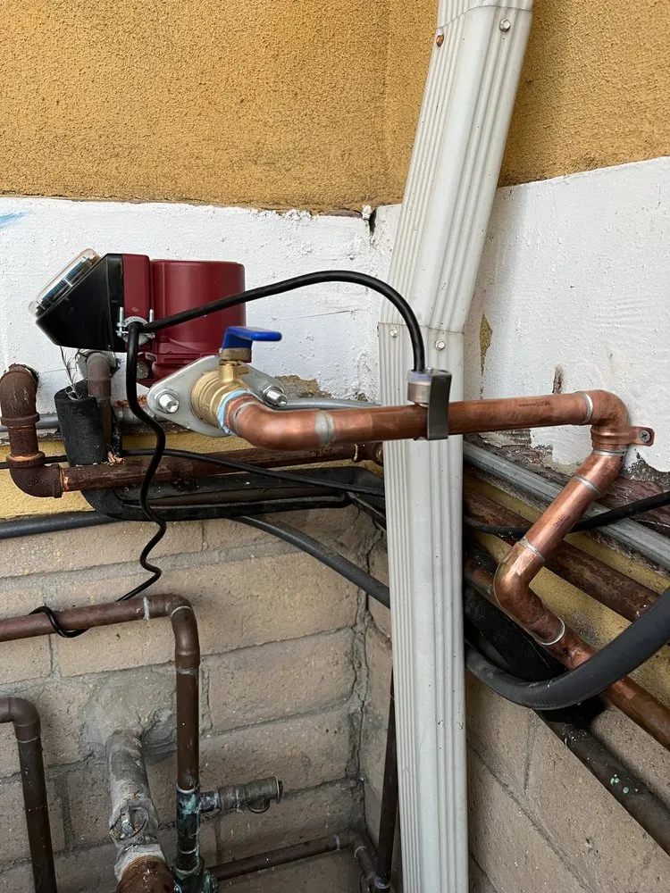 Slide of M&M Plumbing