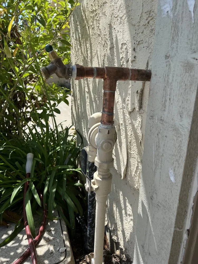 Slide of M&M Plumbing