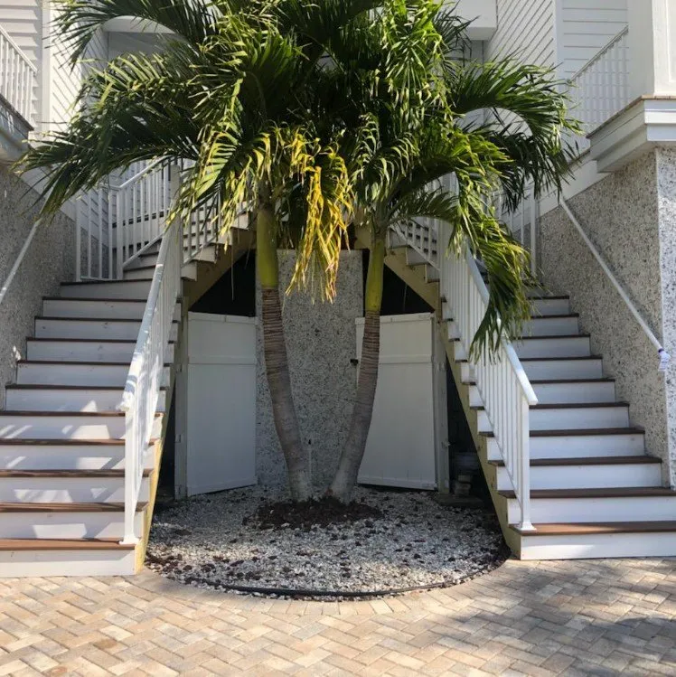 Slide of M&M Services