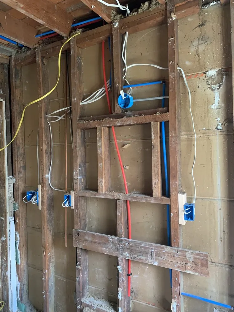 Slide of Mónaco Plumbi