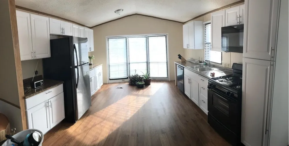 Slide of MnM Service