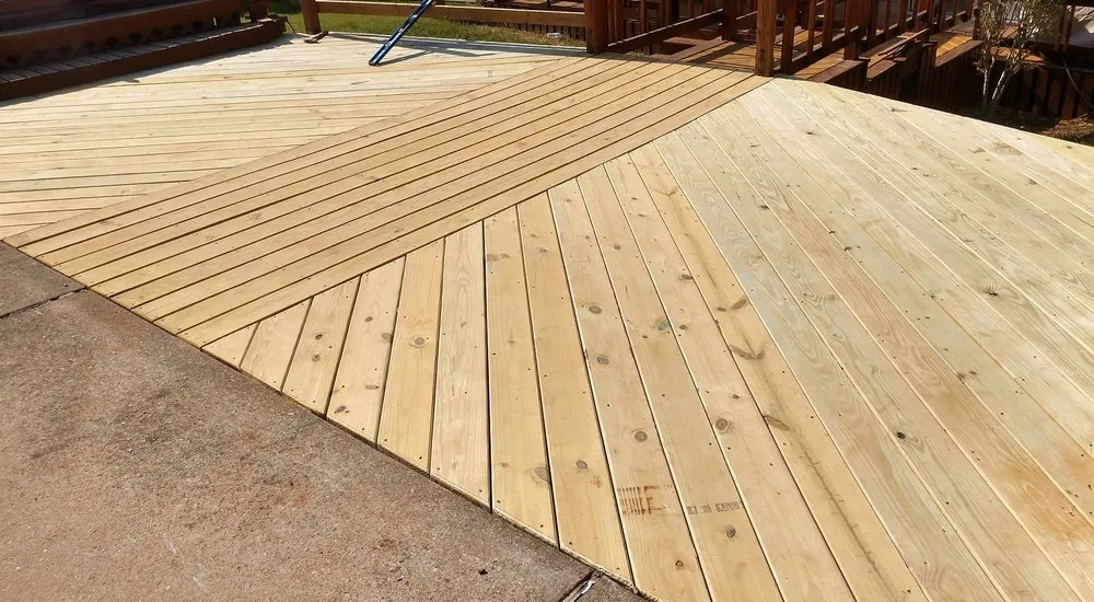 Slide of Mo-Nady Handyman Services