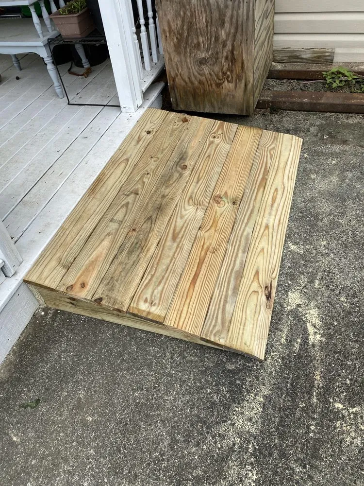 Slide of Mo-Nady Handyman Services