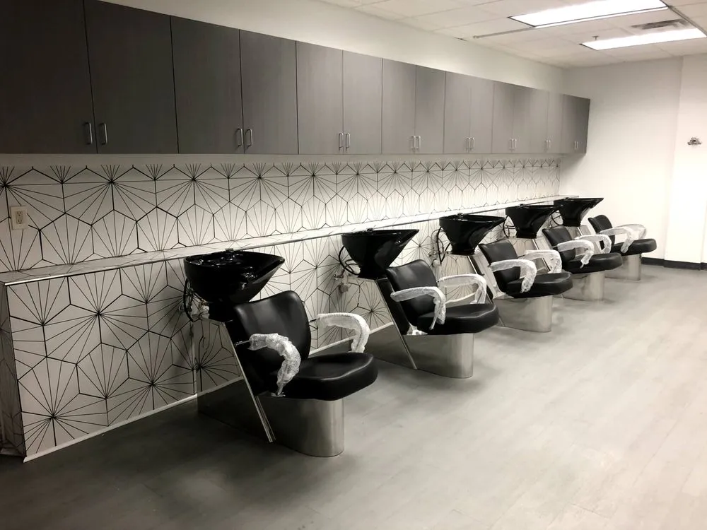 Slide of Mo-Nady Handyman Services