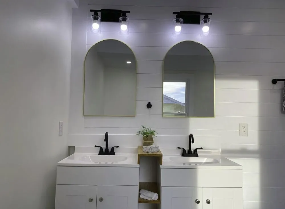 Slide of Modeh Construction