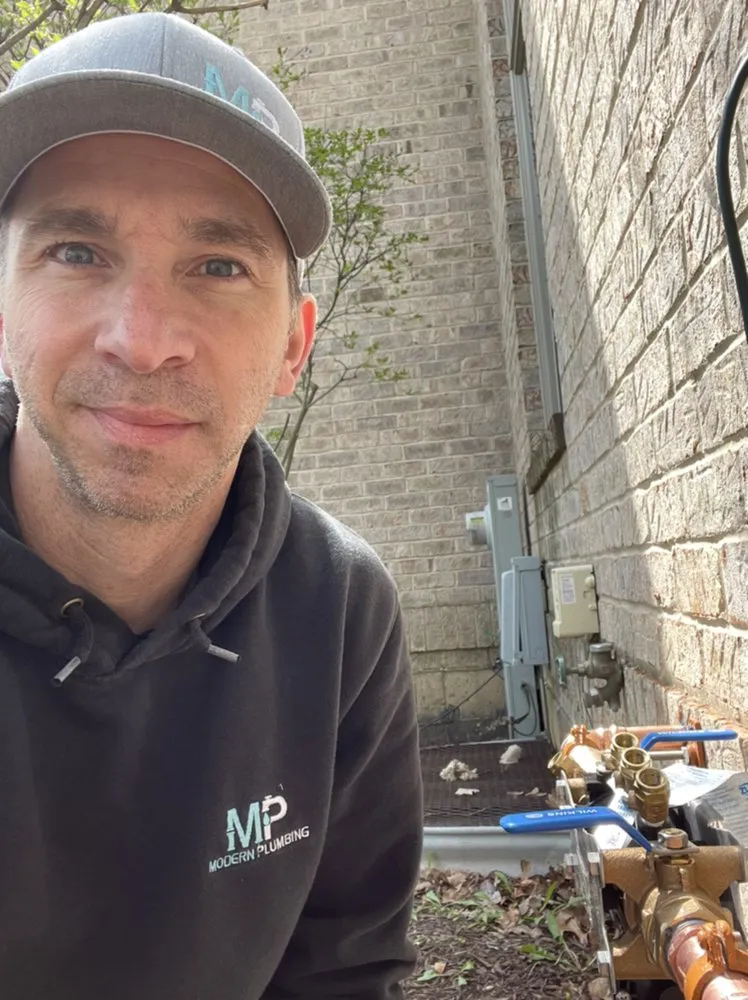 Professional plumbing repair experts serving Naperville, IL - Modern Plumbing