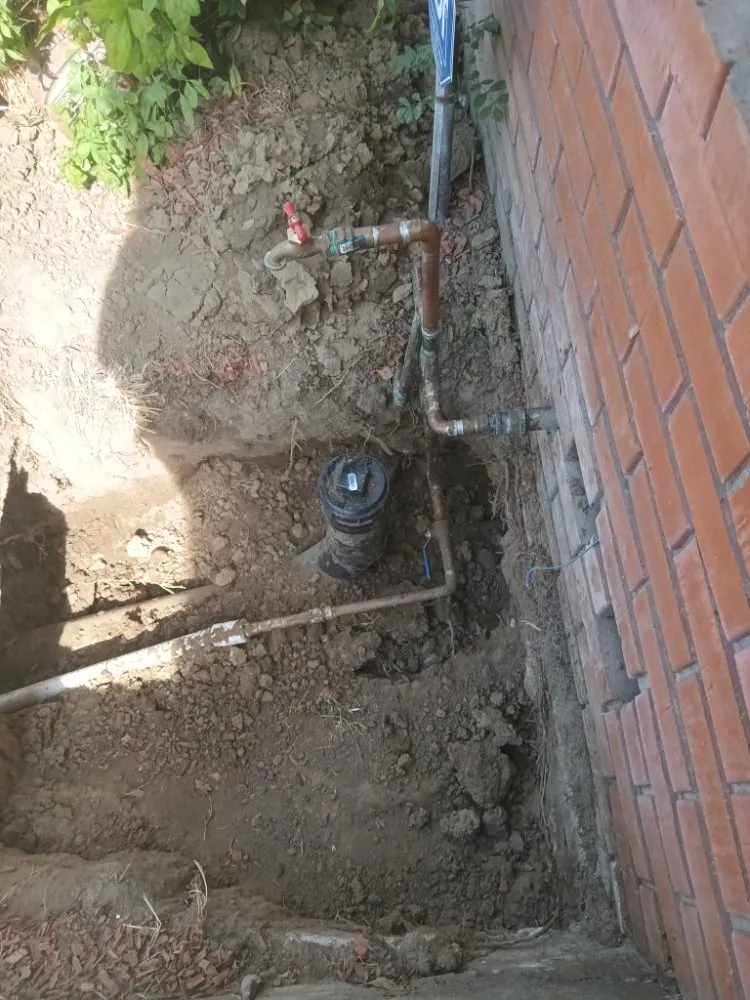 Slide of Modesto's Plumber