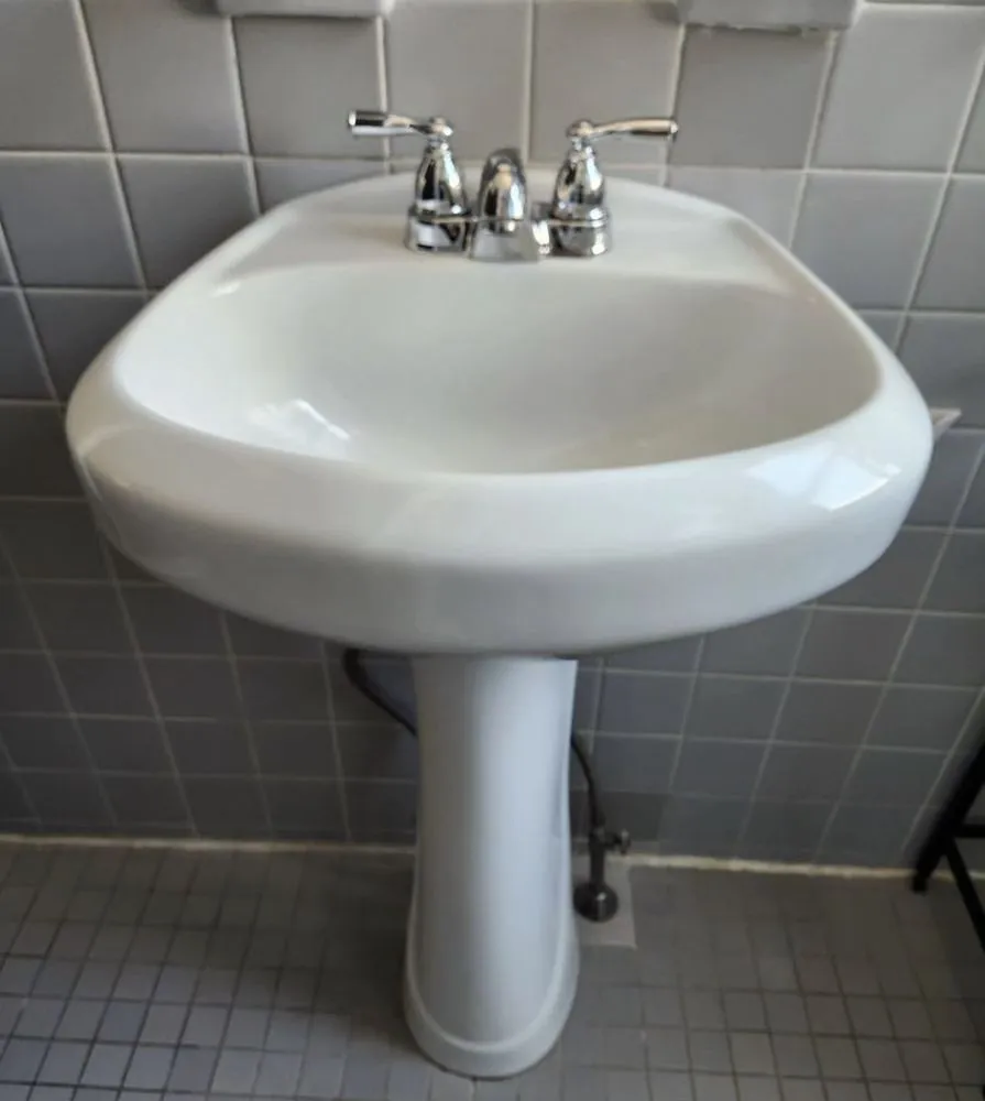 Slide of Moe the Plumber