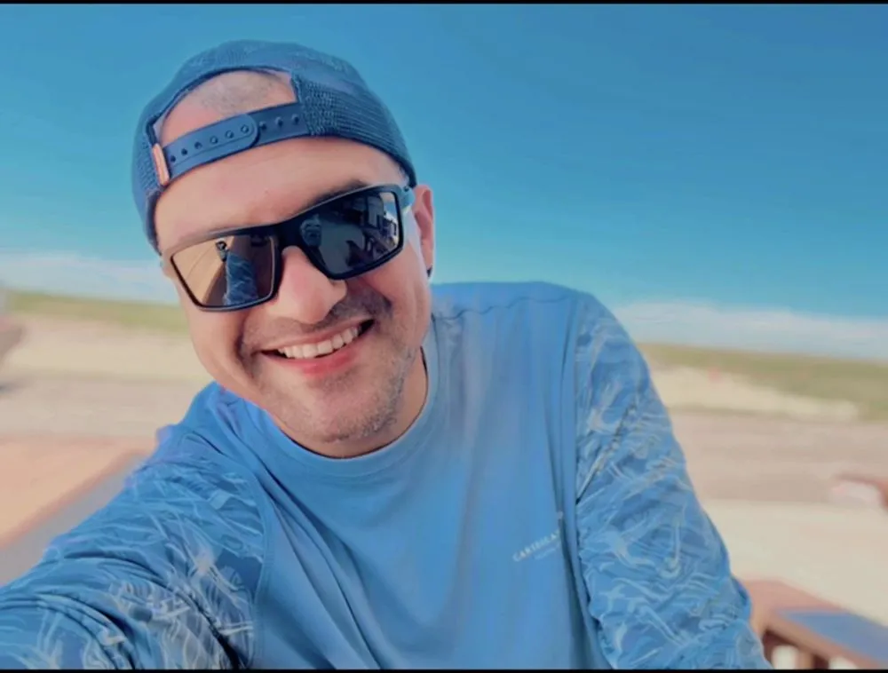 Slide of Moe the Plumber