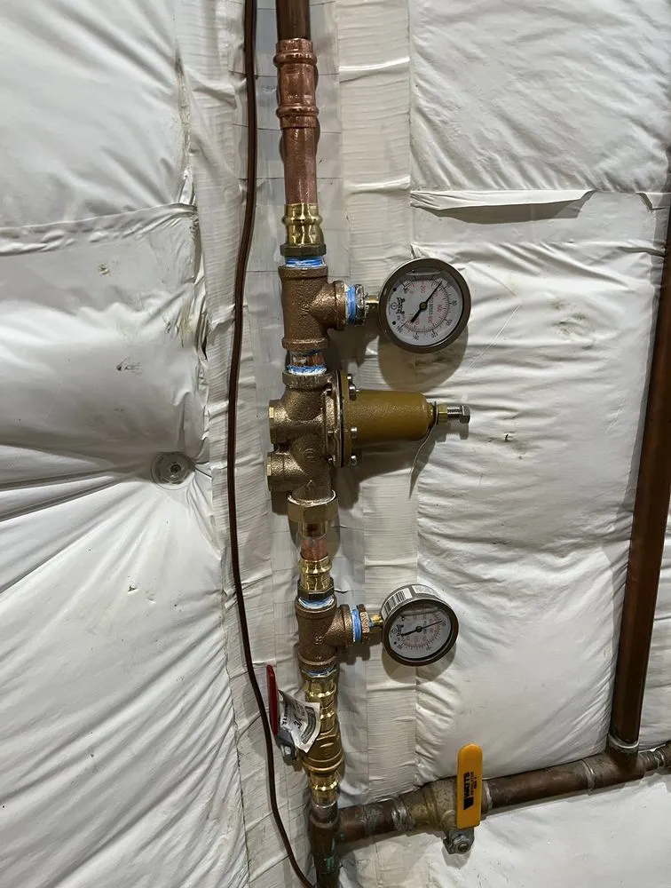 Slide of Moe the Plumber