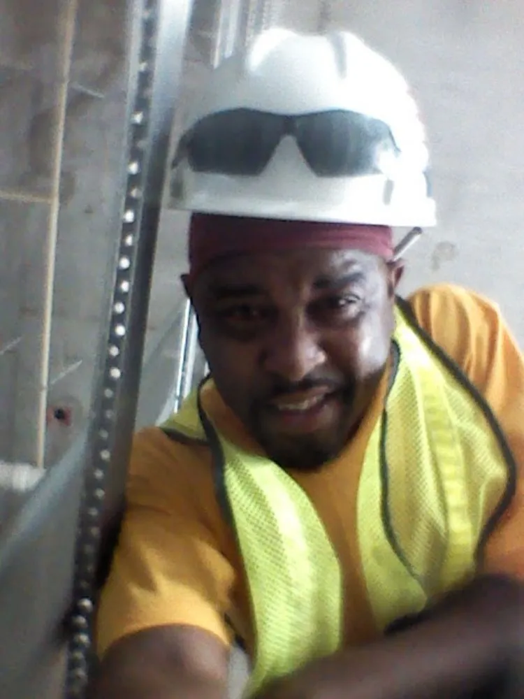 Slide of Mojak Plumbing Services