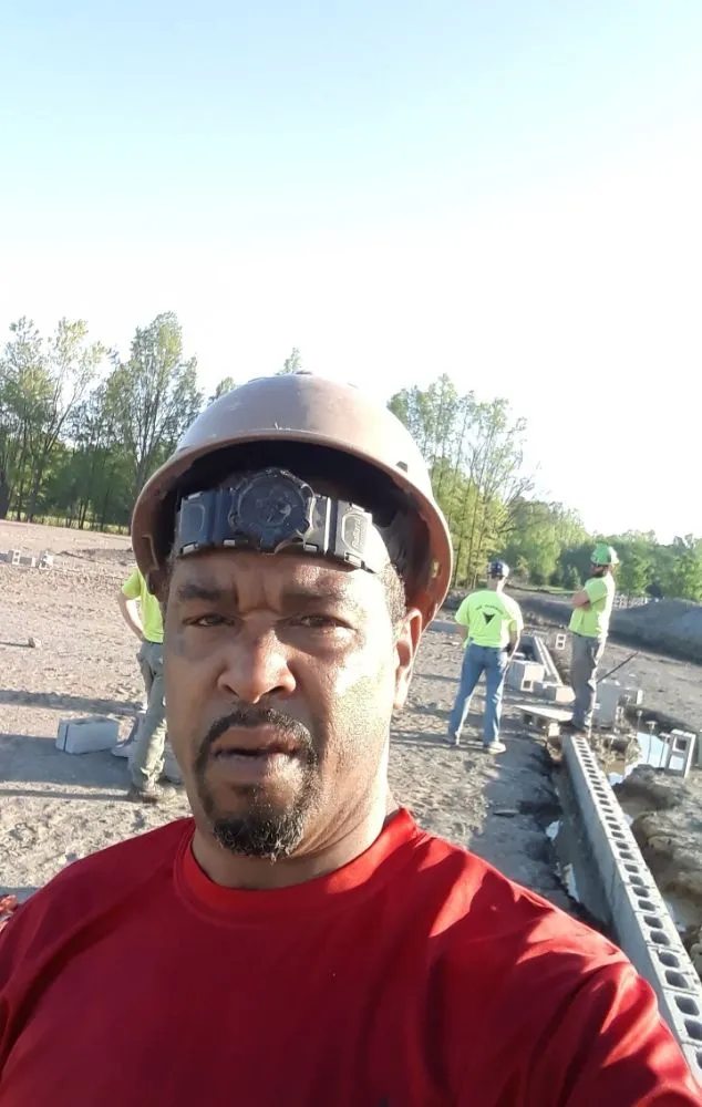 Slide of Mojak Plumbing Services