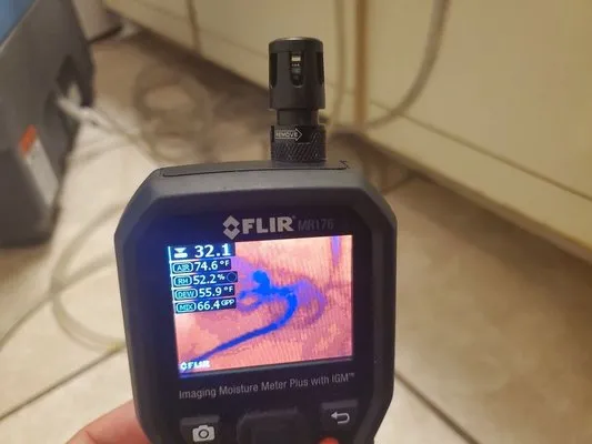 Mold & Duct Cleaning Experts Logo