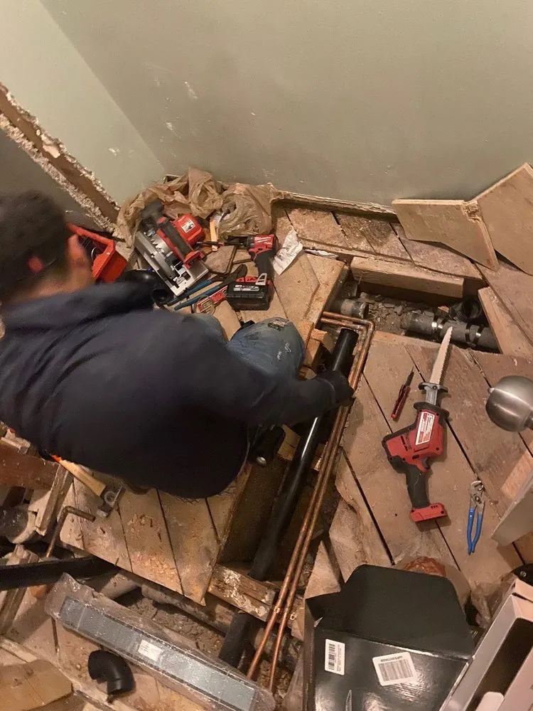 Slide of Molina's Painting & Concrete