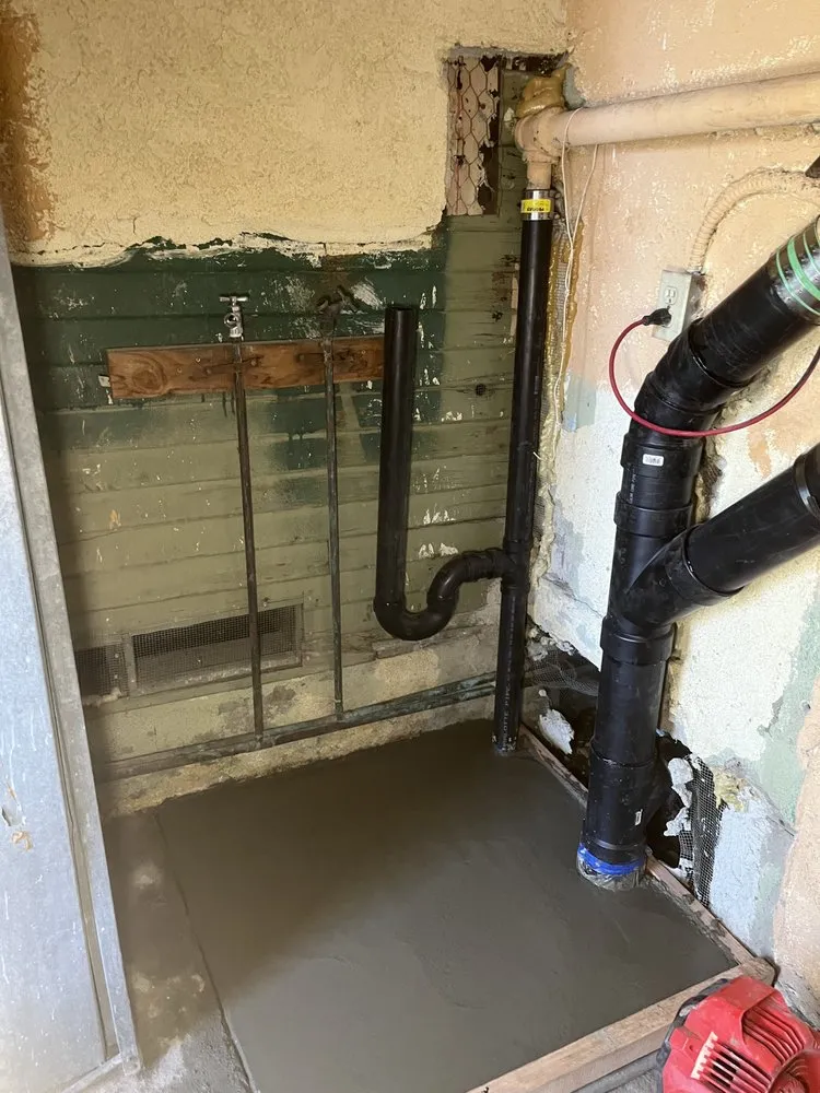 Expert emergency plumbing in San Fernando Valley, CA by Molinas Plumbing & Rooter