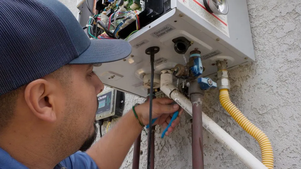 Emergency water heater service service in Los Angeles, CA - Monkey Wrench Plumbing, Heating, Air & Electric
