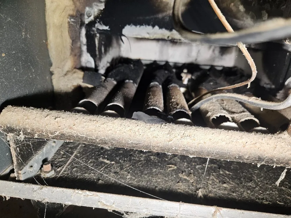 Professional water heater service experts serving Colts Neck, NJ - Monmouth Plumbing & Heating