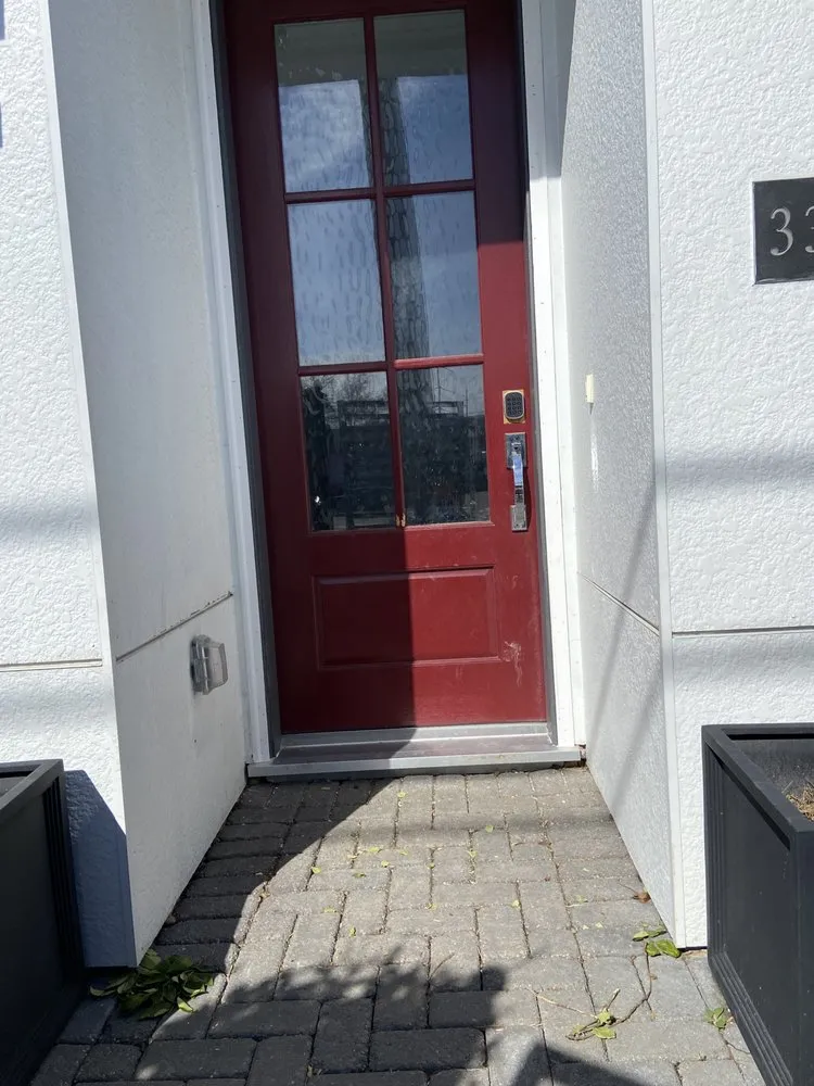 Slide of Montesino Services