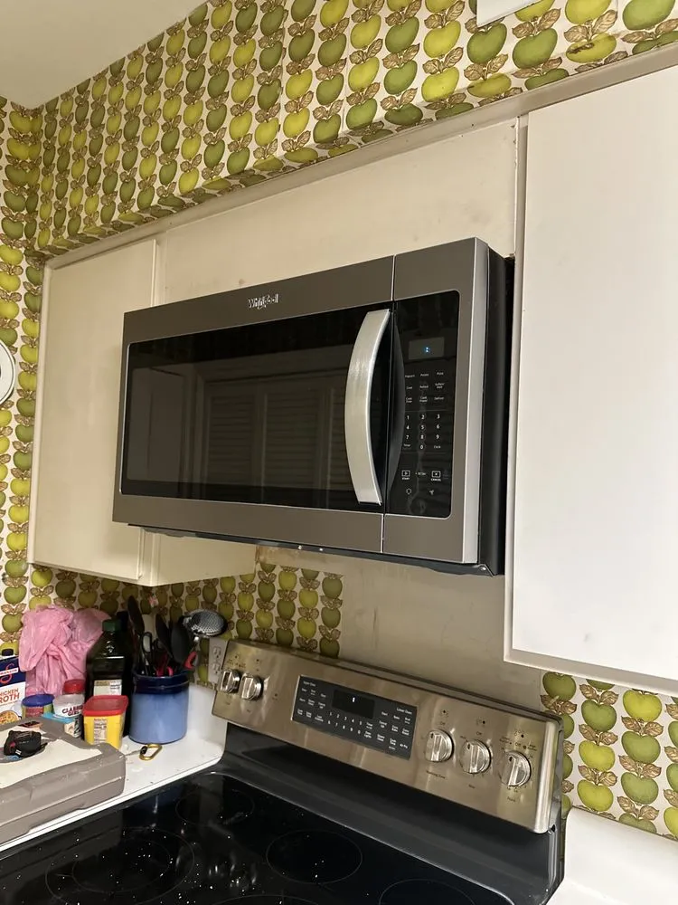 Slide of Montesino Services