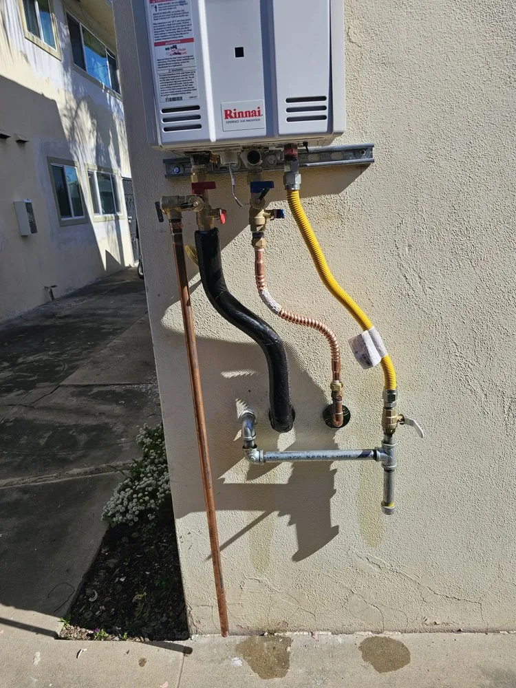 Slide of Montijo Plumbing