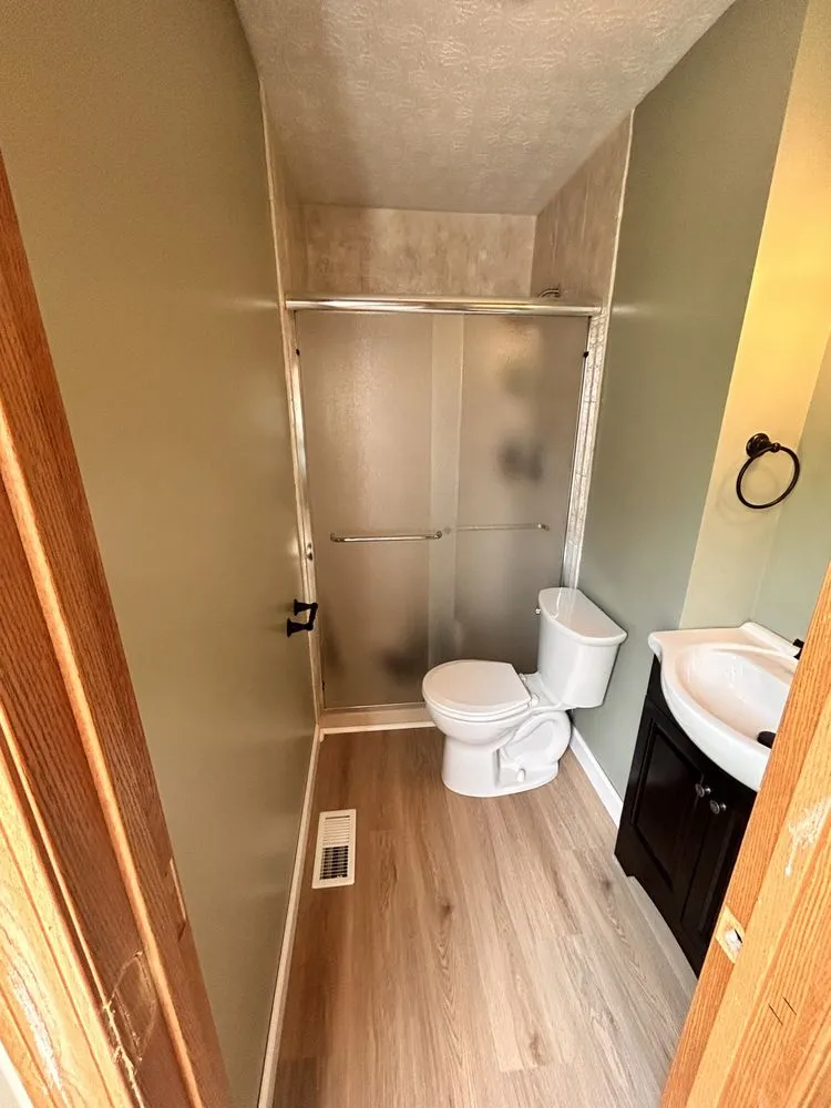 Slide of Moody Renovations