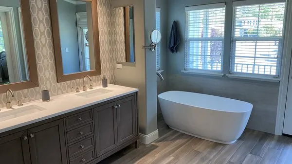 Moomau Plumbing Logo