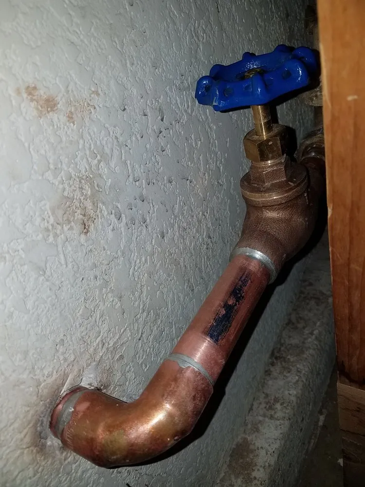 Affordable water heater service for homes in Las Vegas, NV by Moonlight Plumbing