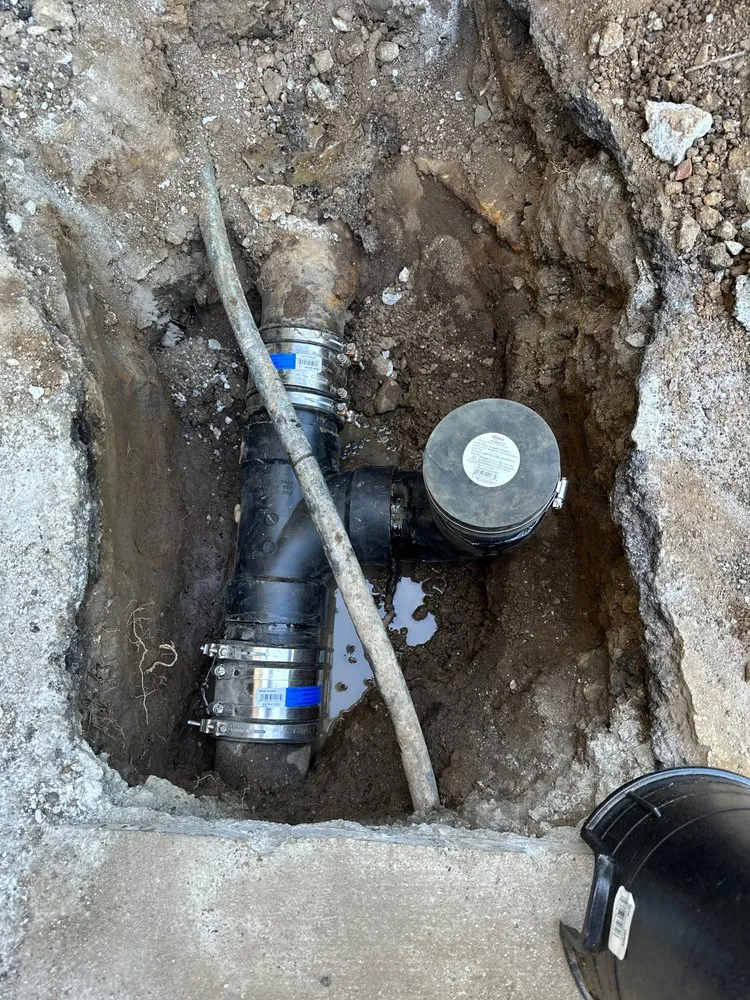 Slide of Moras Rooter Services