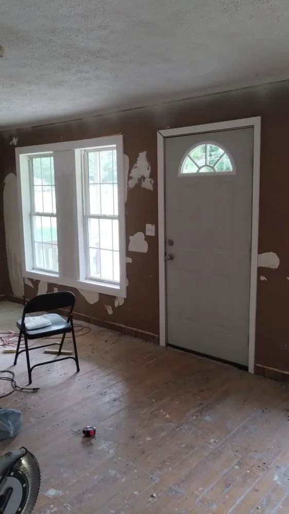 Slide of Mora's Services And Repairs