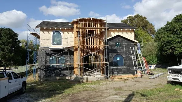 Moreno Construction Logo