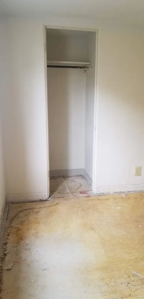 Slide of Mosley Home Improvement