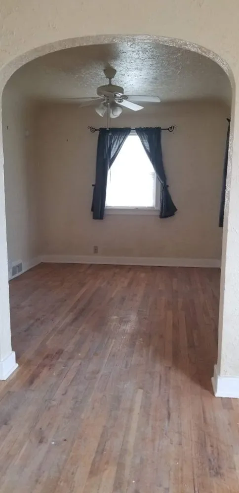 Slide of Mosley Home Improvement