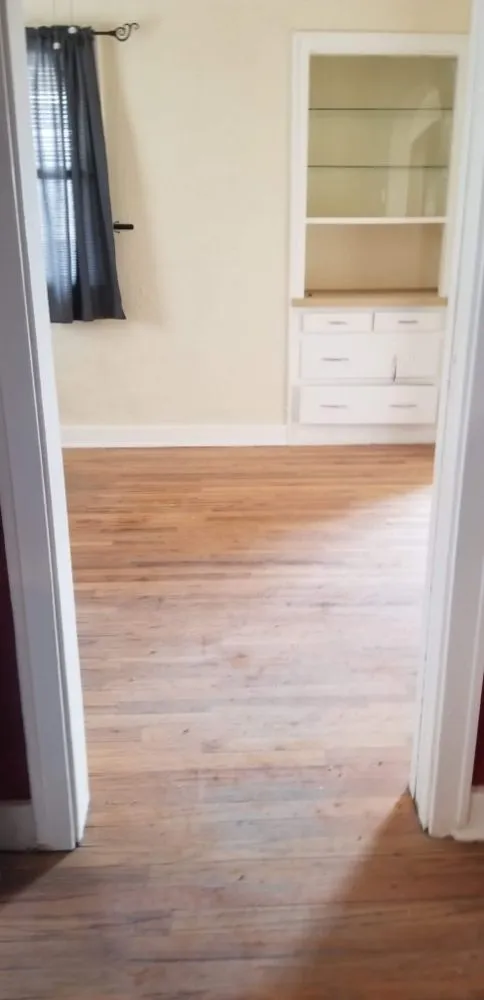 Slide of Mosley Home Improvement