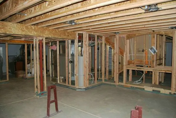 Mosley Home Improvement Logo