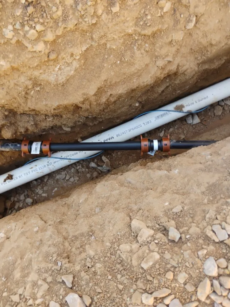 Slide of Mother Earth's Construction & Landscaping & Plumbing