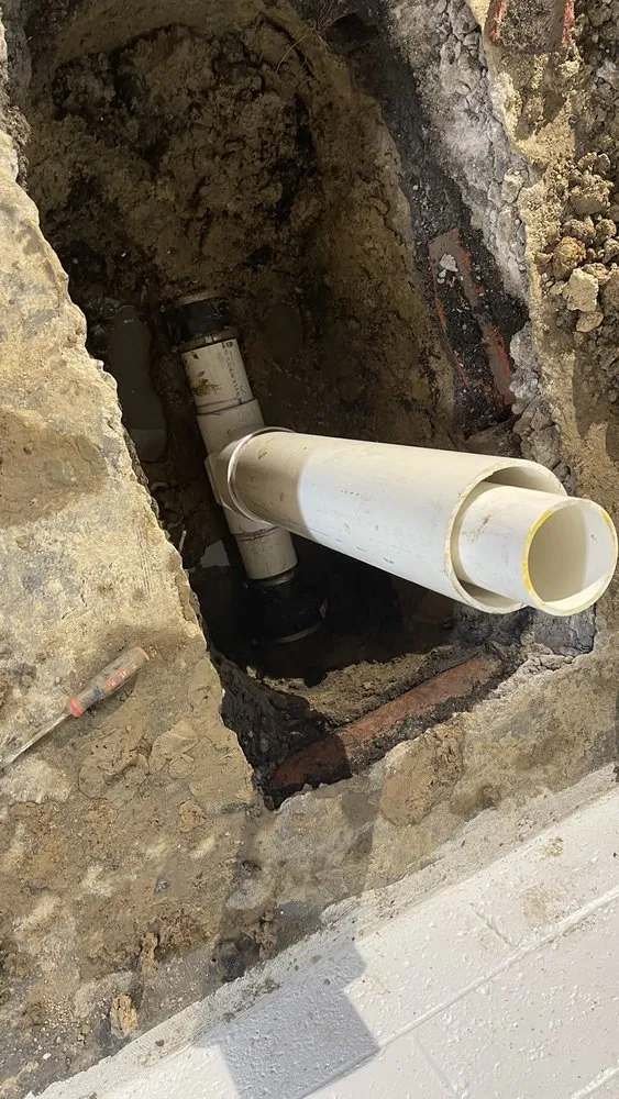 Slide of Motown Plumbing E-Z Sewer & Drain